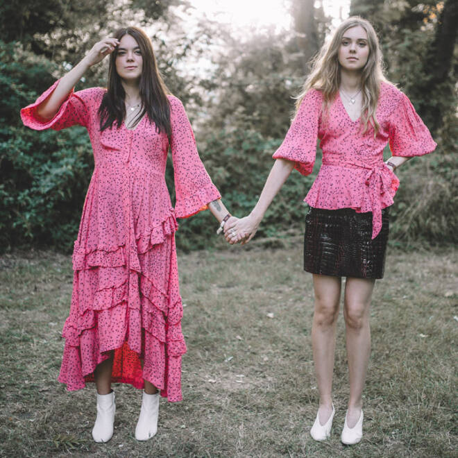 First Aid Kit - On The Road Again